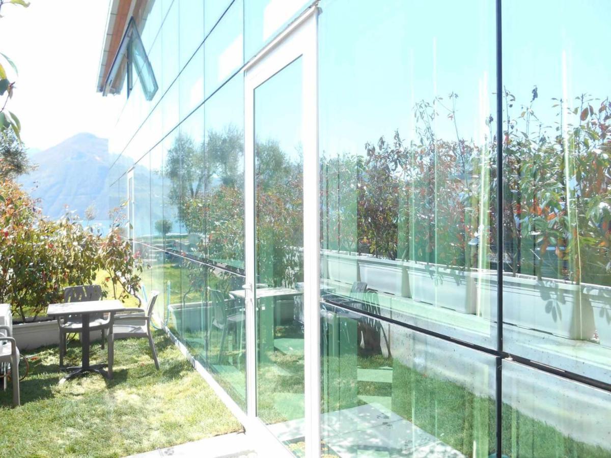 Direttamente Al Lago Apartments Мароне Номер фото